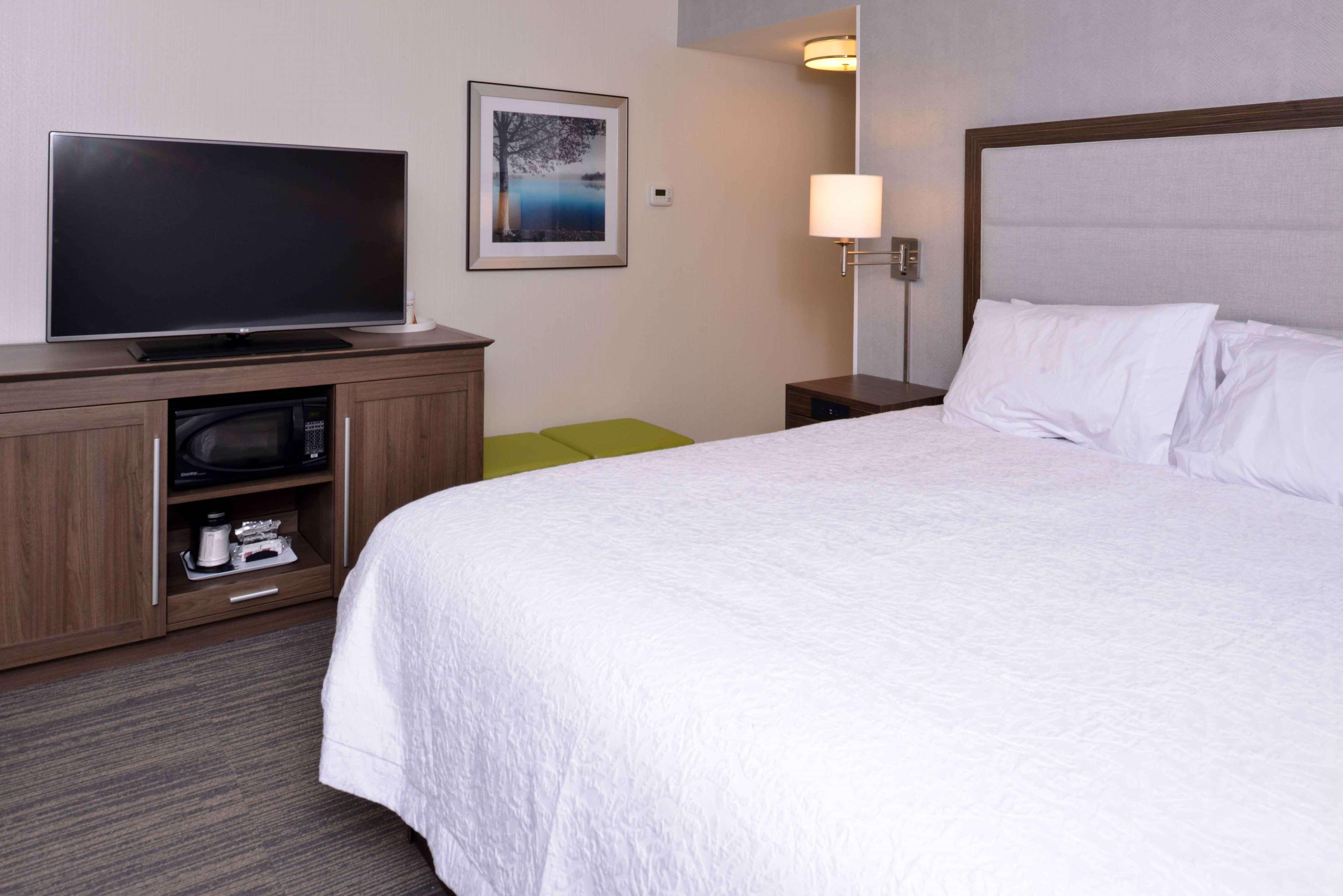 Hampton Inn & Suites Albany-East Greenbush, Ny Exteriör bild
